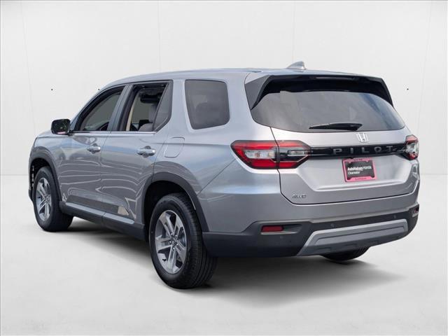 new 2025 Honda Pilot car, priced at $44,589