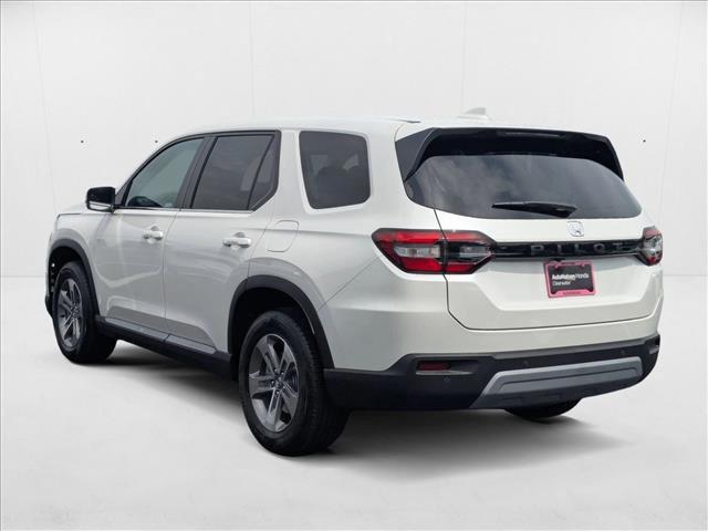 new 2025 Honda Pilot car, priced at $43,578