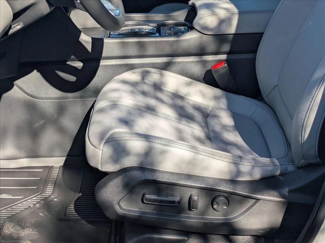 new 2025 Honda Pilot car, priced at $43,578