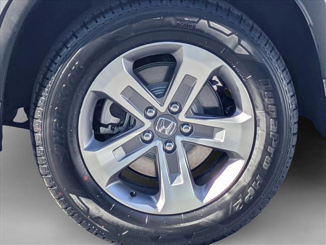 new 2025 Honda Pilot car, priced at $43,578