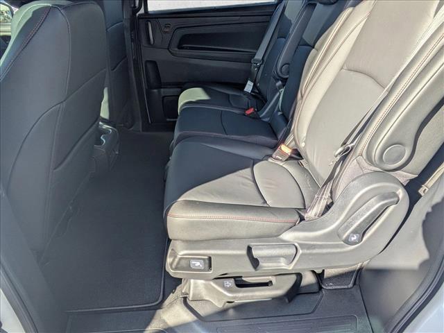 new 2026 Honda Odyssey car, priced at $43,404