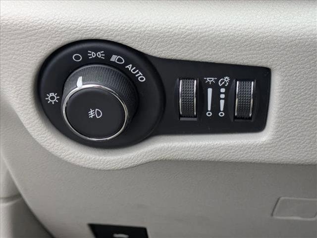 used 2020 Chrysler Pacifica car, priced at $14,491