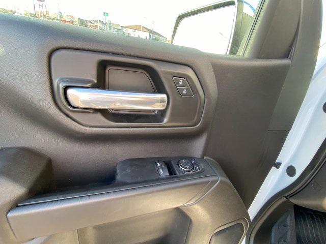 new 2025 GMC Sierra 1500 car, priced at $45,580