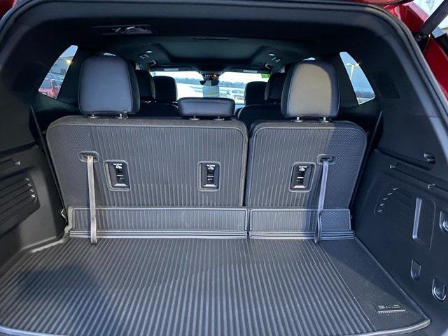 new 2026 GMC Acadia car, priced at $51,625