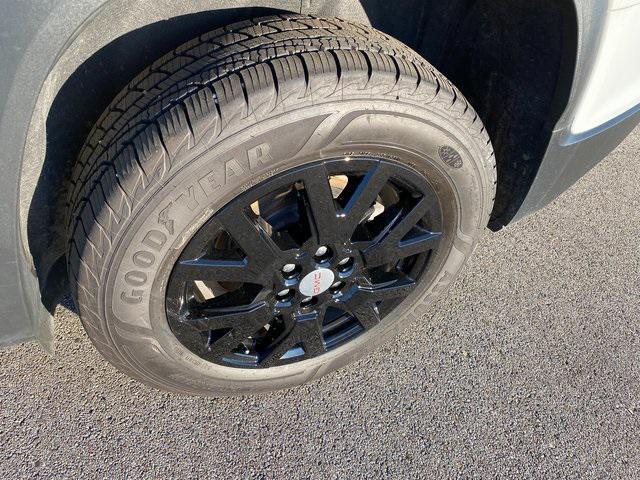 used 2023 GMC Acadia car, priced at $28,244