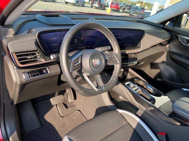 used 2025 Buick Envision car, priced at $31,350