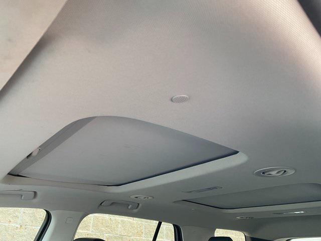 used 2018 Chevrolet Traverse car, priced at $18,995