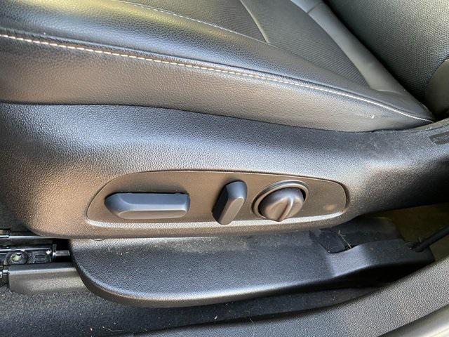 used 2023 GMC Acadia car, priced at $31,494