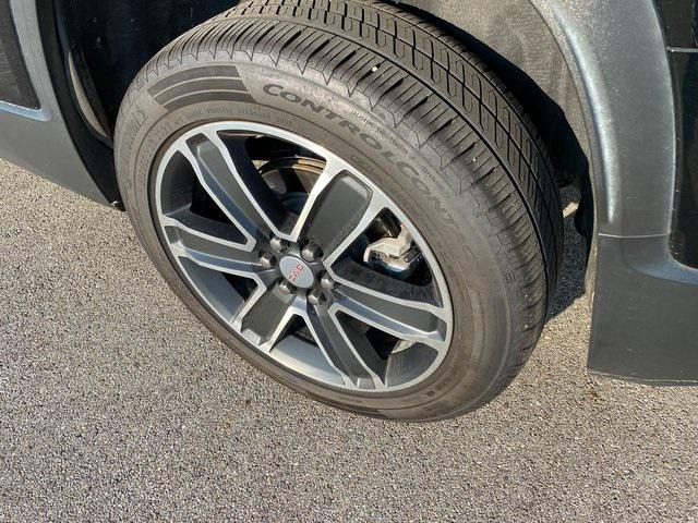 used 2023 GMC Acadia car, priced at $31,494