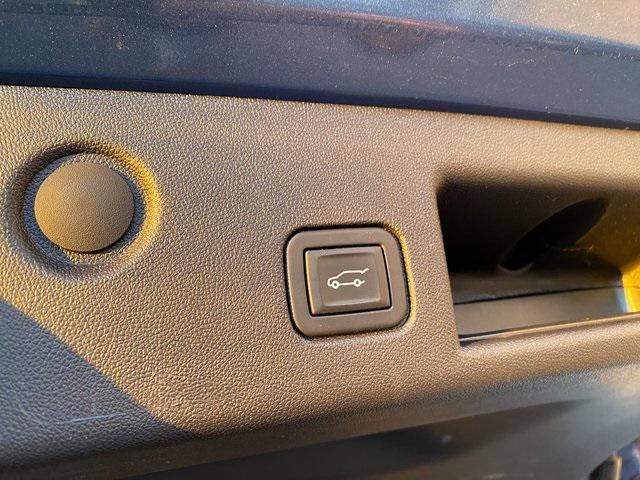 used 2024 Chevrolet Equinox car, priced at $21,650