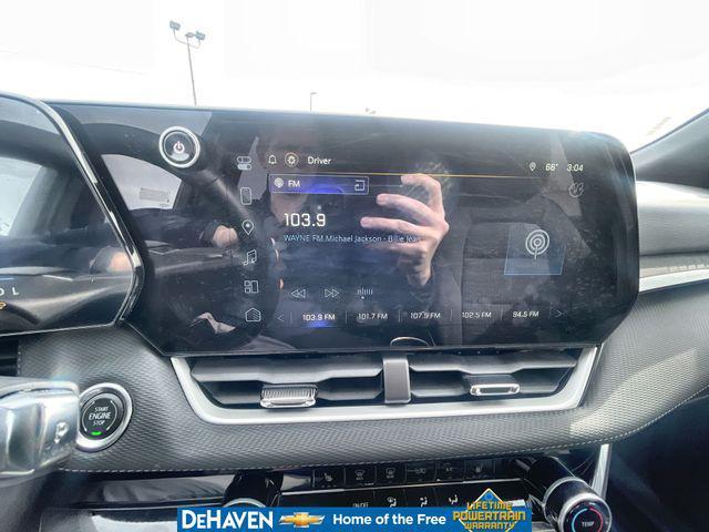 used 2025 Chevrolet Equinox car, priced at $25,252