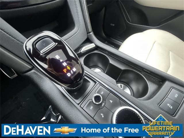 used 2024 Cadillac XT5 car, priced at $37,300