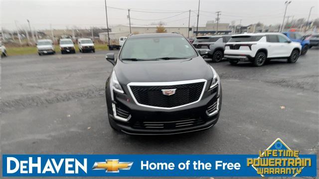 used 2024 Cadillac XT5 car, priced at $37,300