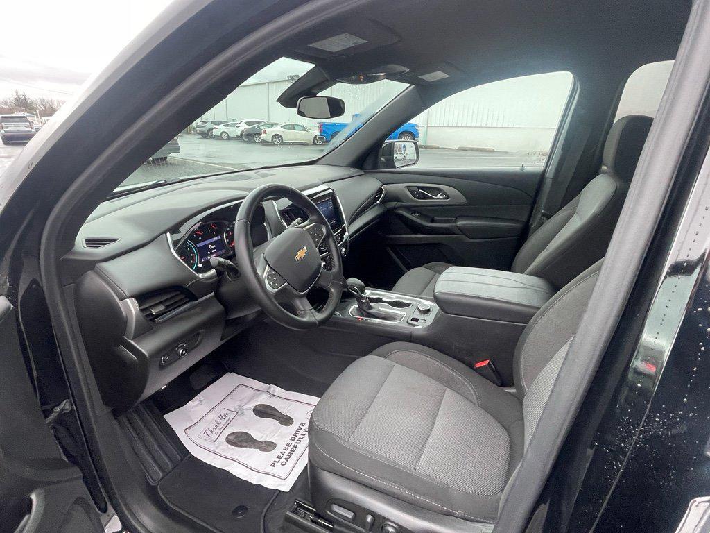 used 2023 Chevrolet Traverse car, priced at $29,996