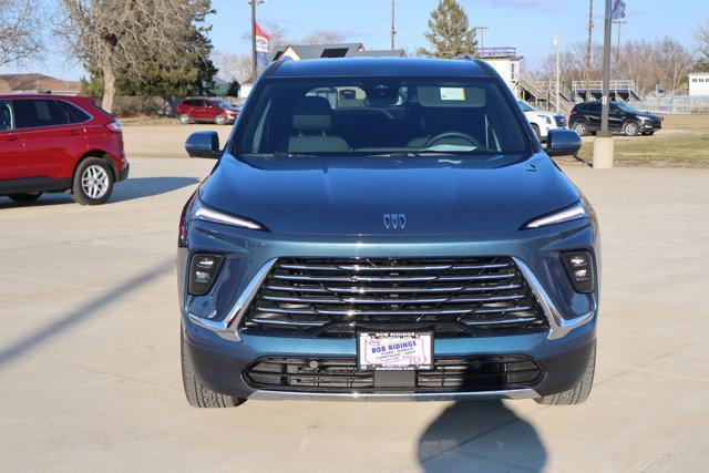 used 2025 Buick Enclave car, priced at $35,990
