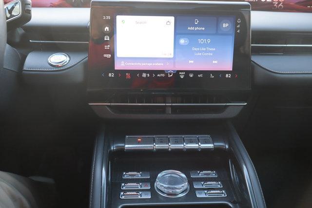 used 2024 Lincoln Nautilus car, priced at $50,988