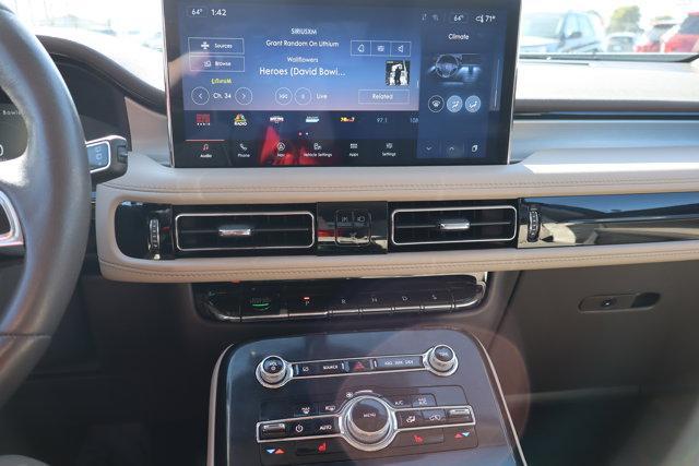 used 2023 Lincoln Nautilus car, priced at $34,490