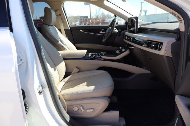 used 2023 Lincoln Nautilus car, priced at $34,490