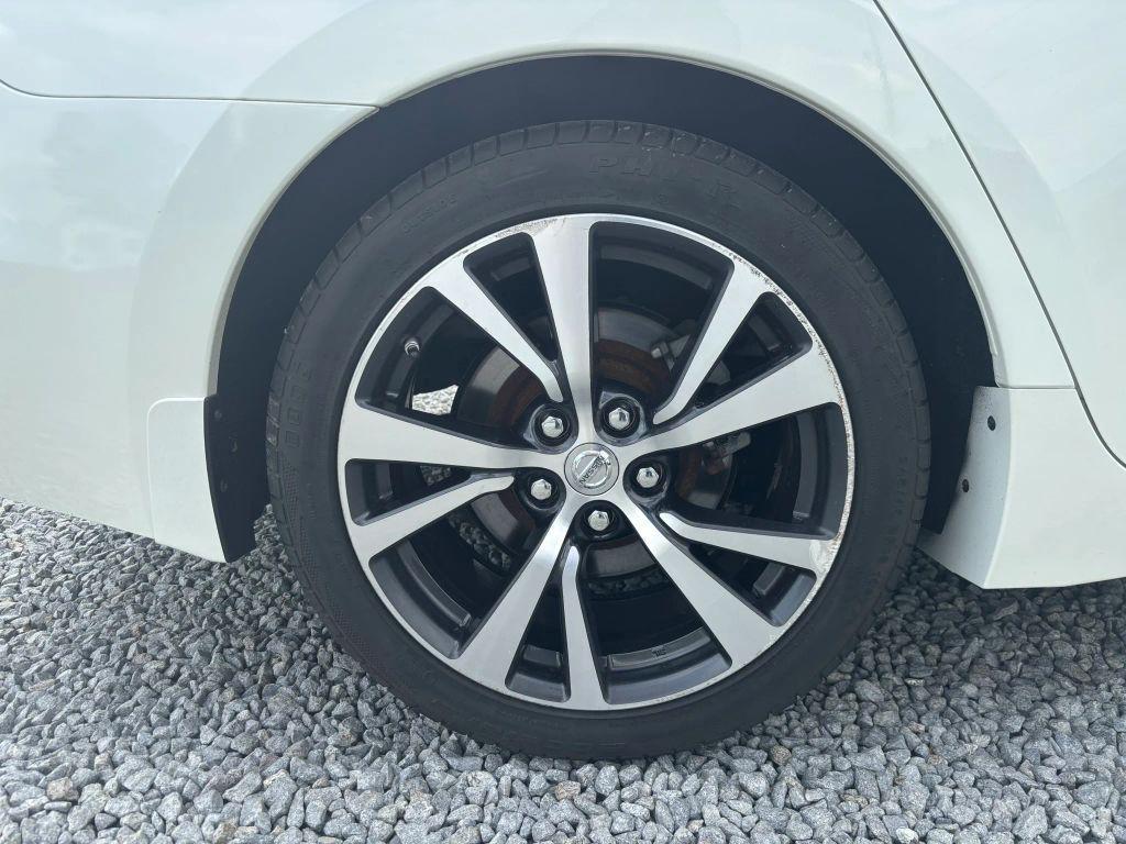 used 2017 Nissan Maxima car, priced at $13,750