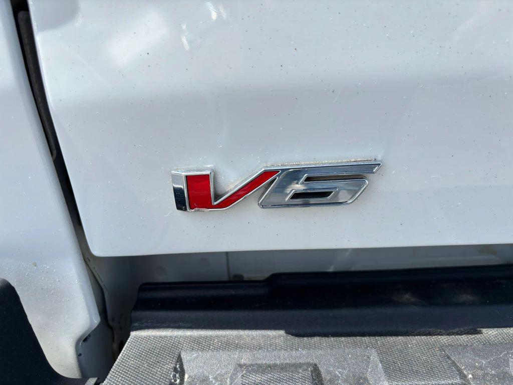 used 2022 GMC Canyon car, priced at $26,599