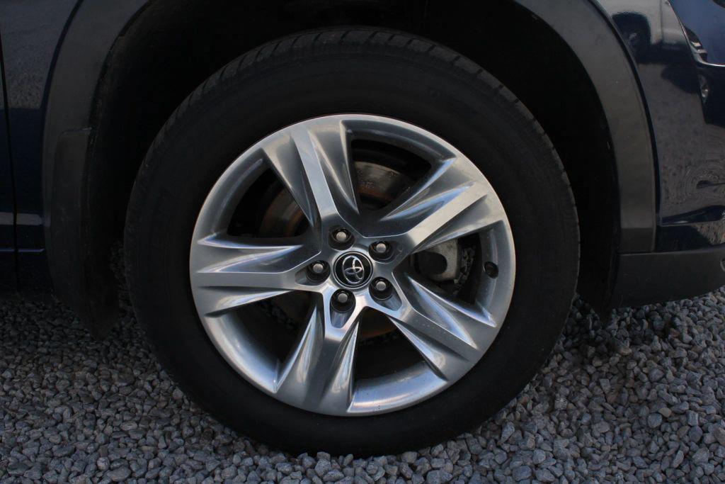 used 2016 Toyota Highlander car, priced at $14,599