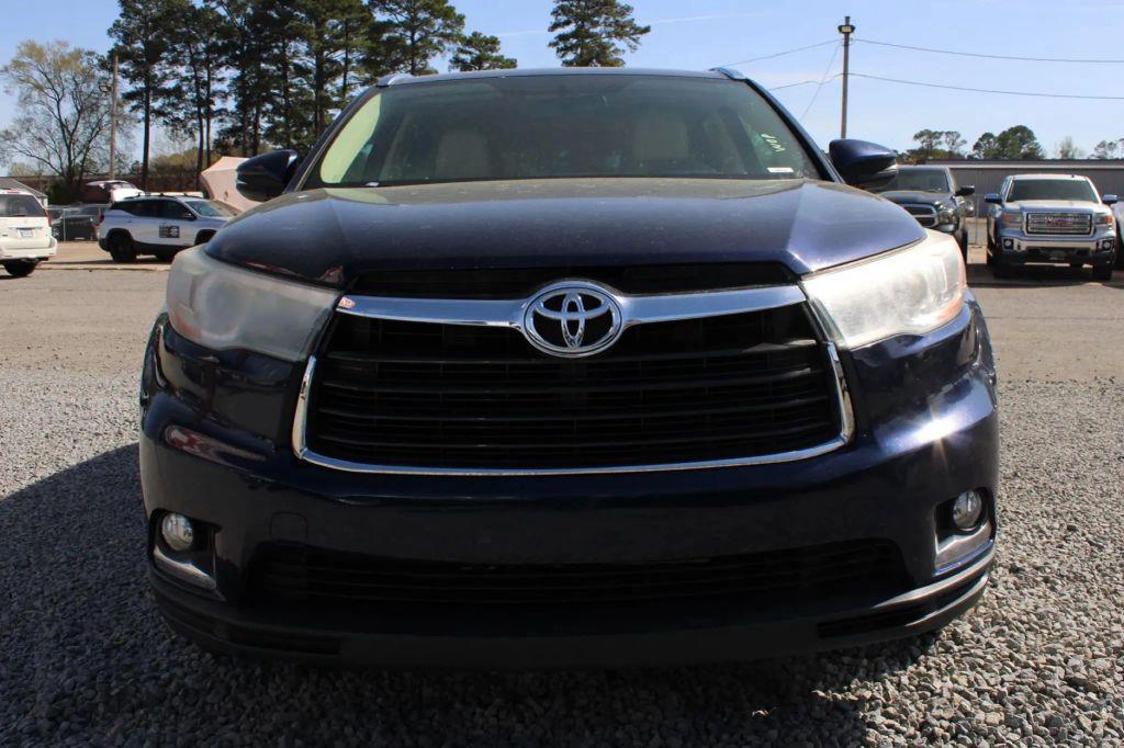used 2016 Toyota Highlander car, priced at $14,599