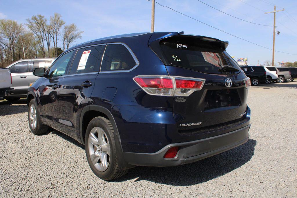 used 2016 Toyota Highlander car, priced at $14,599