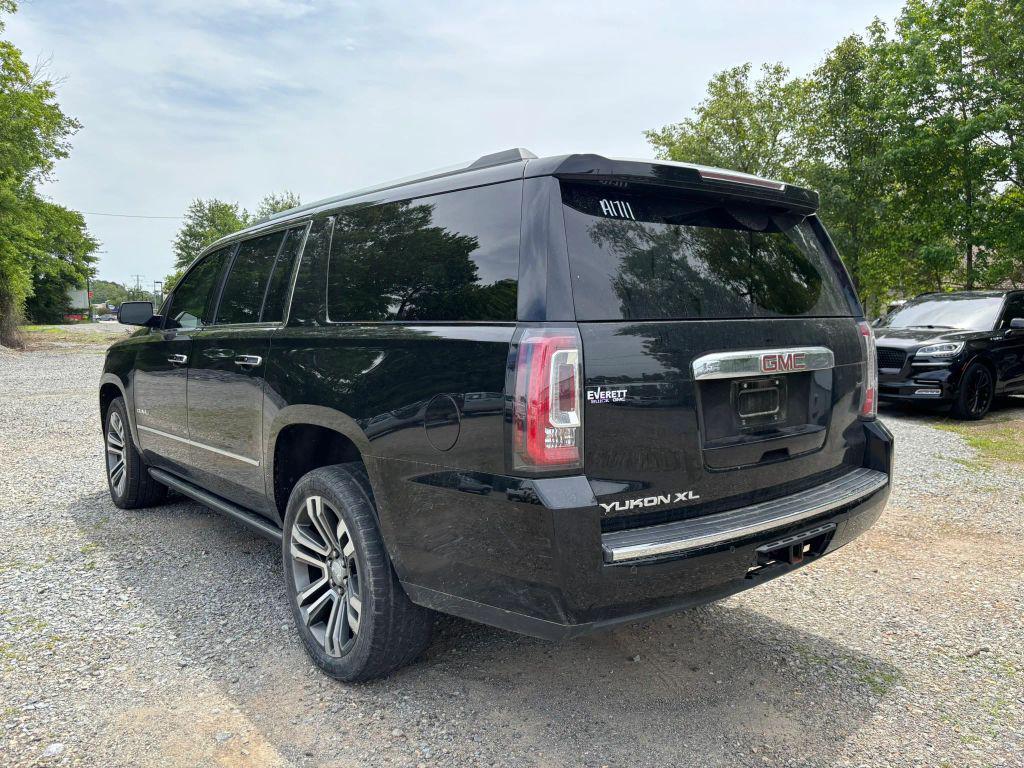used 2019 GMC Yukon XL car, priced at $30,976