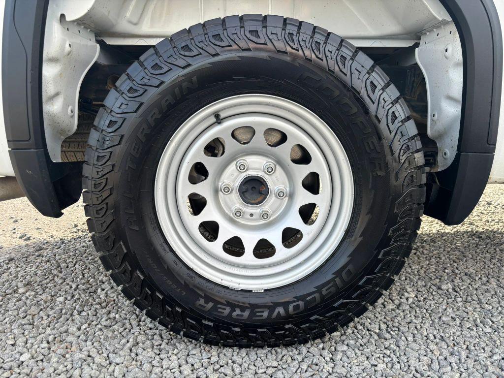 used 2023 GMC Sierra 1500 car, priced at $29,900