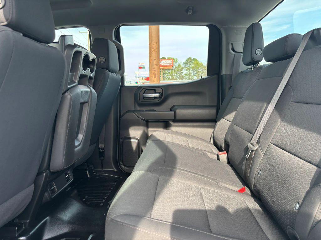used 2023 GMC Sierra 1500 car, priced at $29,900