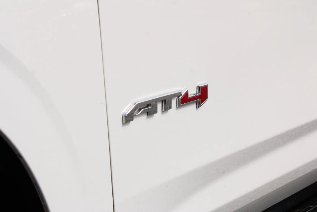 used 2022 GMC Yukon car, priced at $35,799