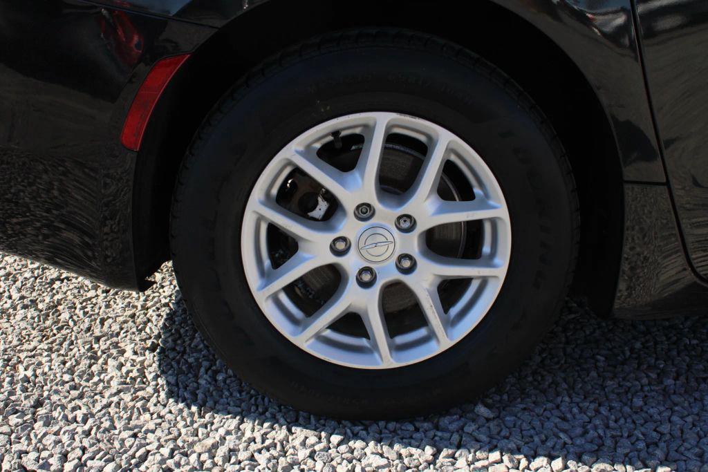 used 2017 Chrysler Pacifica car, priced at $12,995