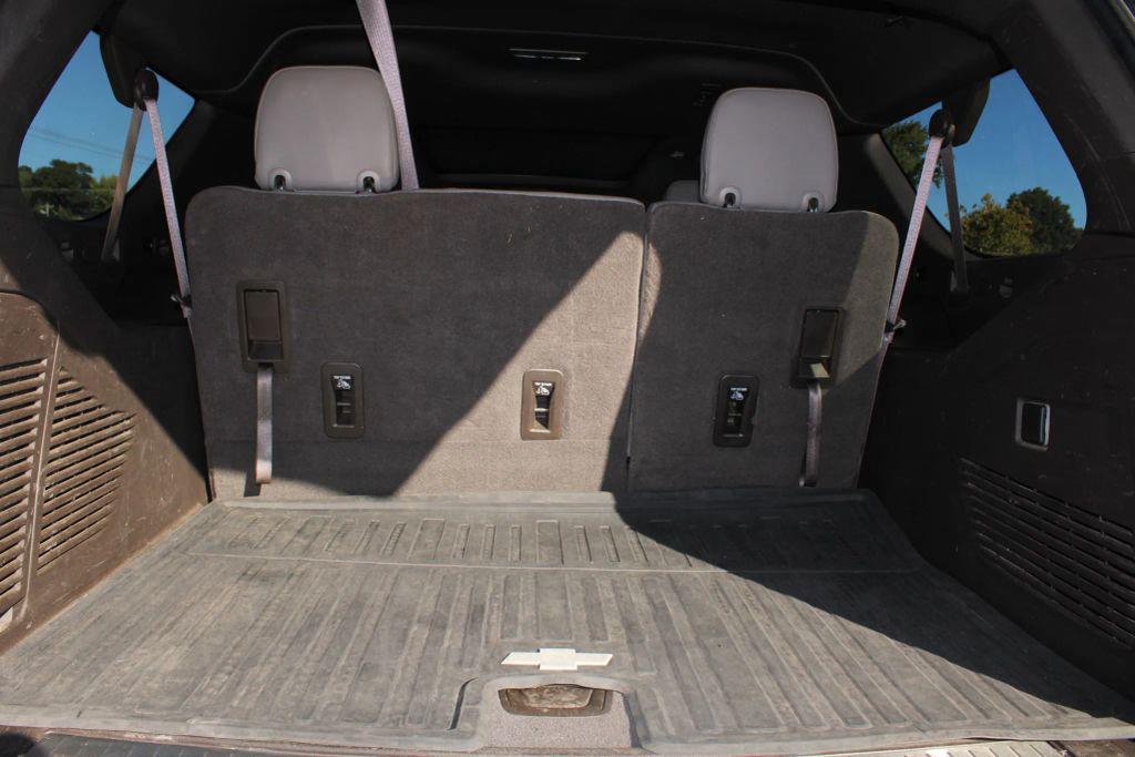 used 2022 Chevrolet Suburban car, priced at $37,999