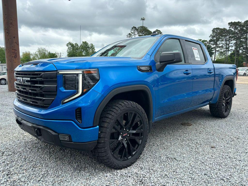 used 2023 GMC Sierra 1500 car, priced at $39,999