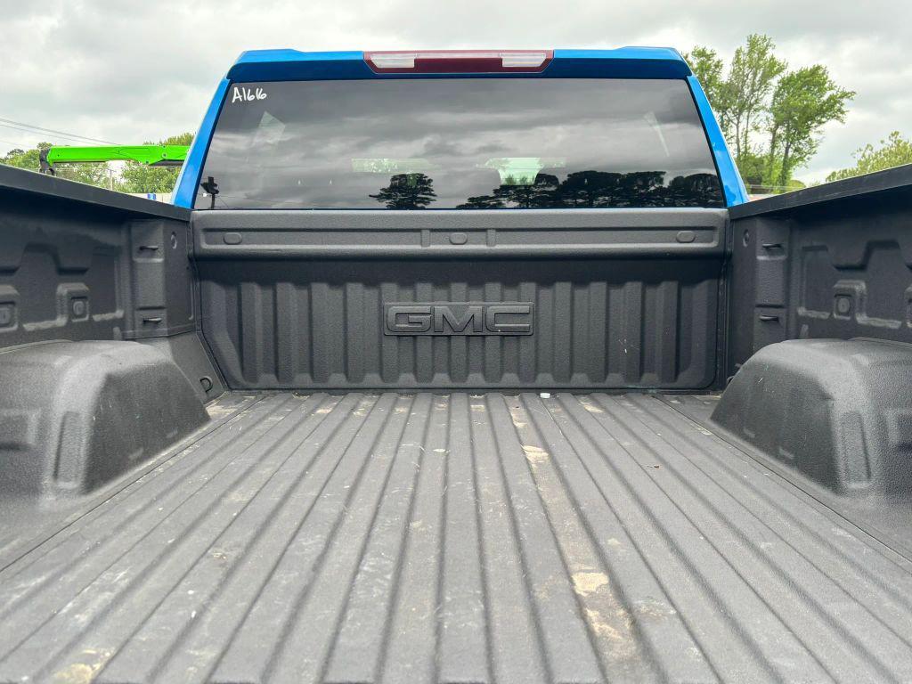used 2023 GMC Sierra 1500 car, priced at $39,999