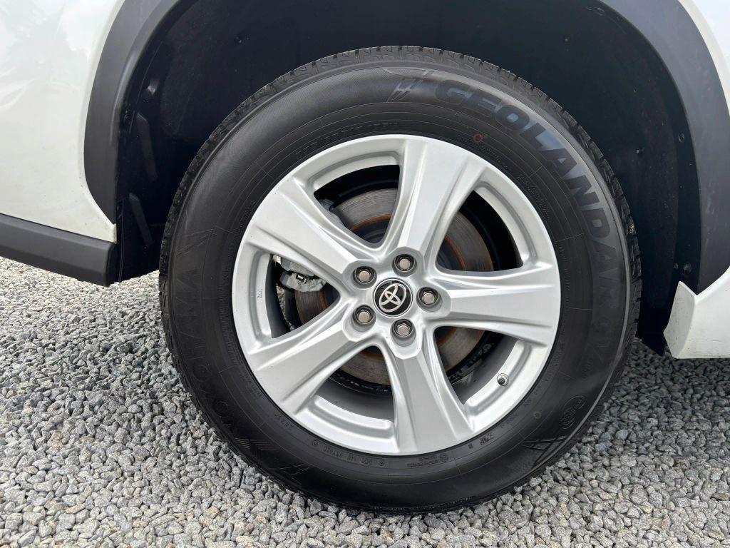 used 2023 Toyota Highlander car, priced at $30,900
