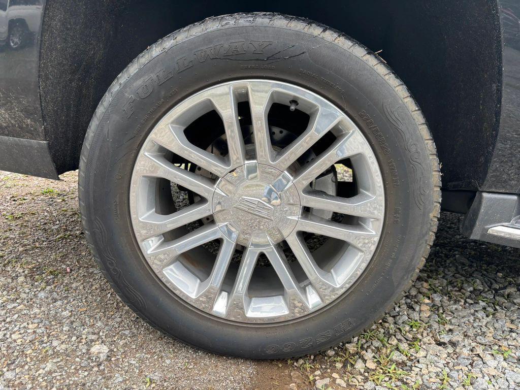 used 2019 Cadillac Escalade ESV car, priced at $24,685