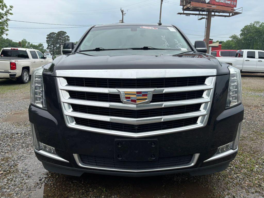 used 2019 Cadillac Escalade ESV car, priced at $24,685
