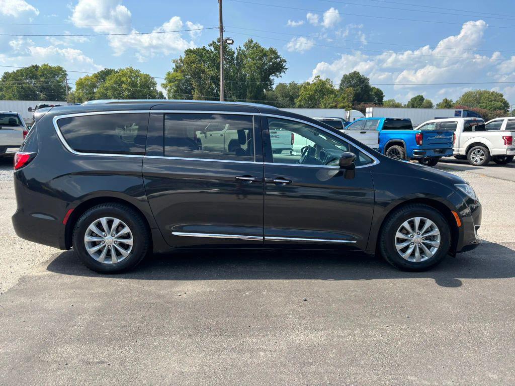 used 2018 Chrysler Pacifica car, priced at $13,030