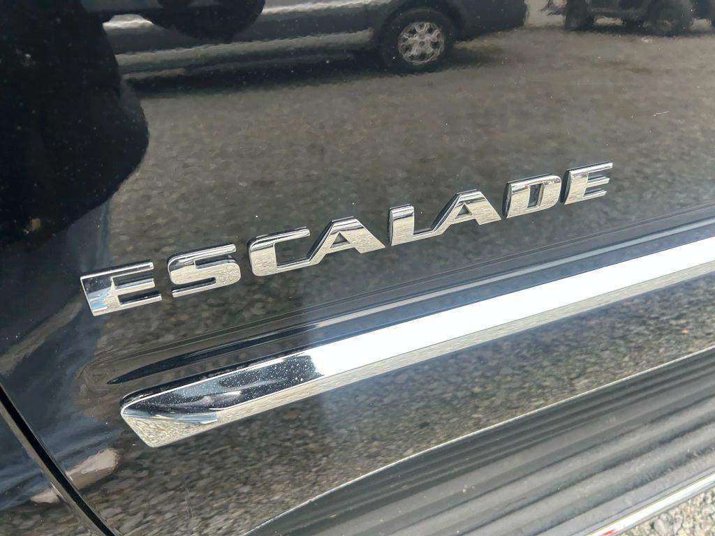 used 2011 Cadillac Escalade car, priced at $11,999