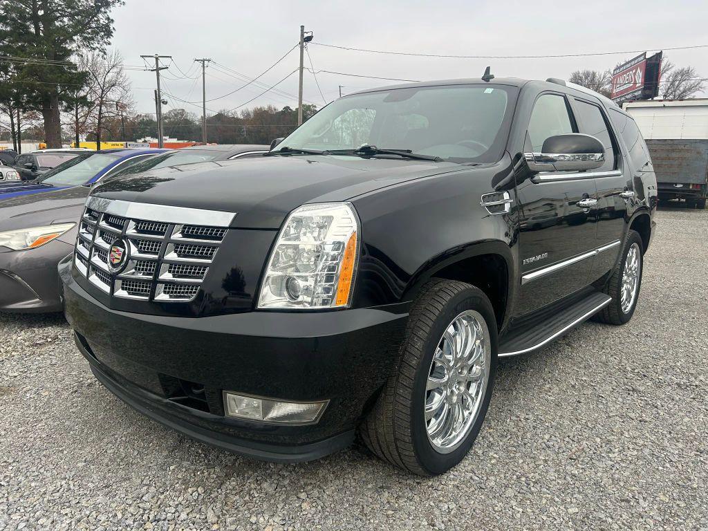 used 2011 Cadillac Escalade car, priced at $11,999