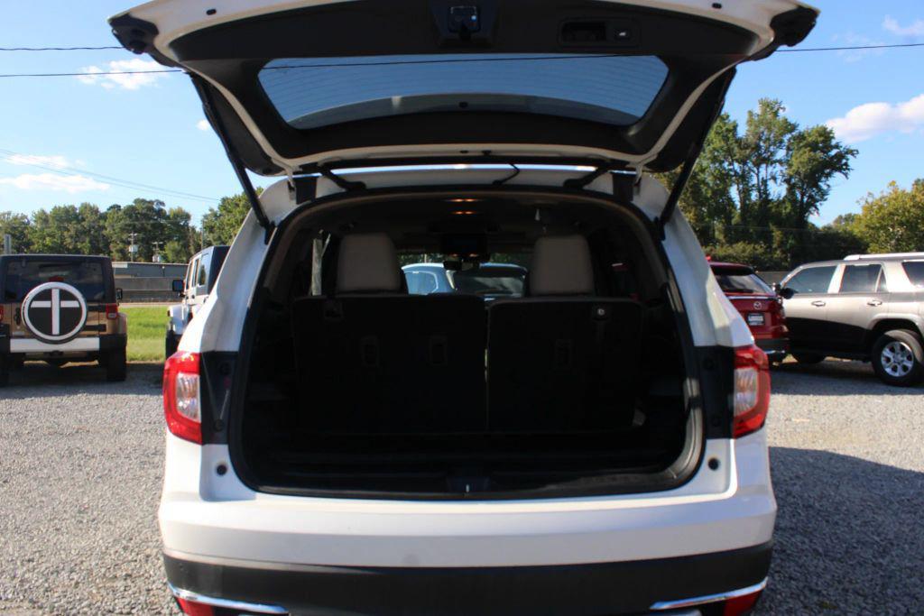 used 2021 Honda Pilot car, priced at $19,999