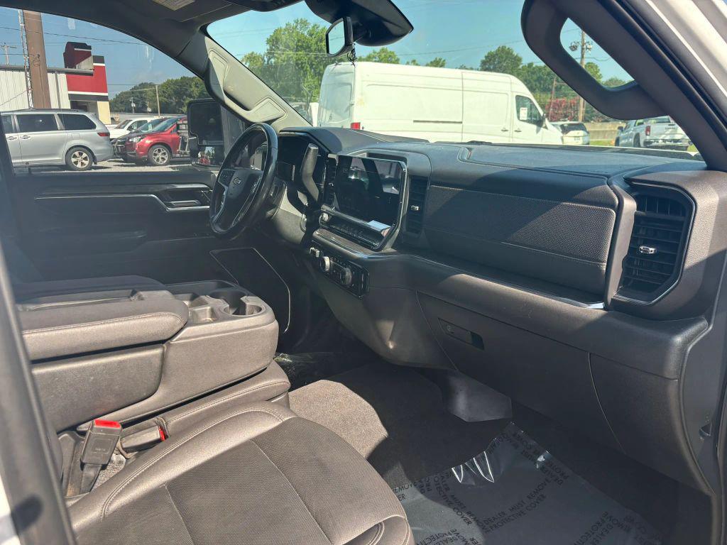 used 2024 Chevrolet Silverado 2500 car, priced at $50,999