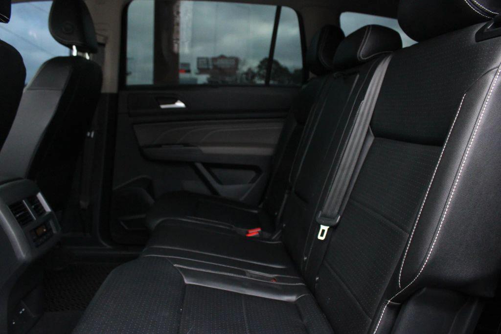 used 2021 Volkswagen Atlas car, priced at $18,999