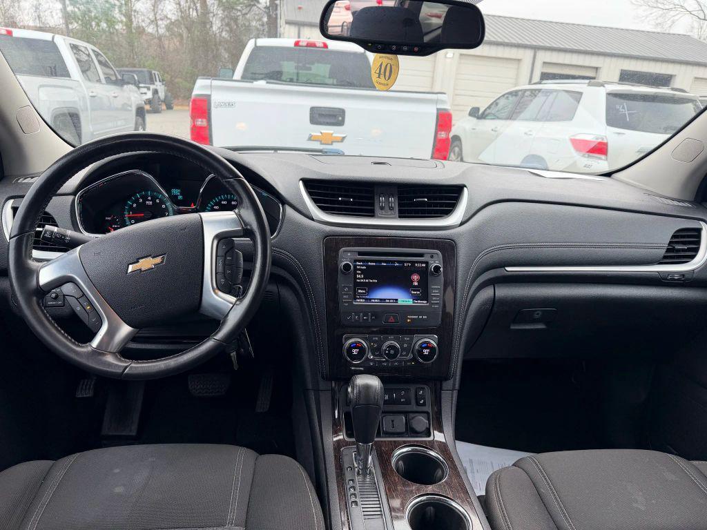 used 2015 Chevrolet Traverse car, priced at $8,999