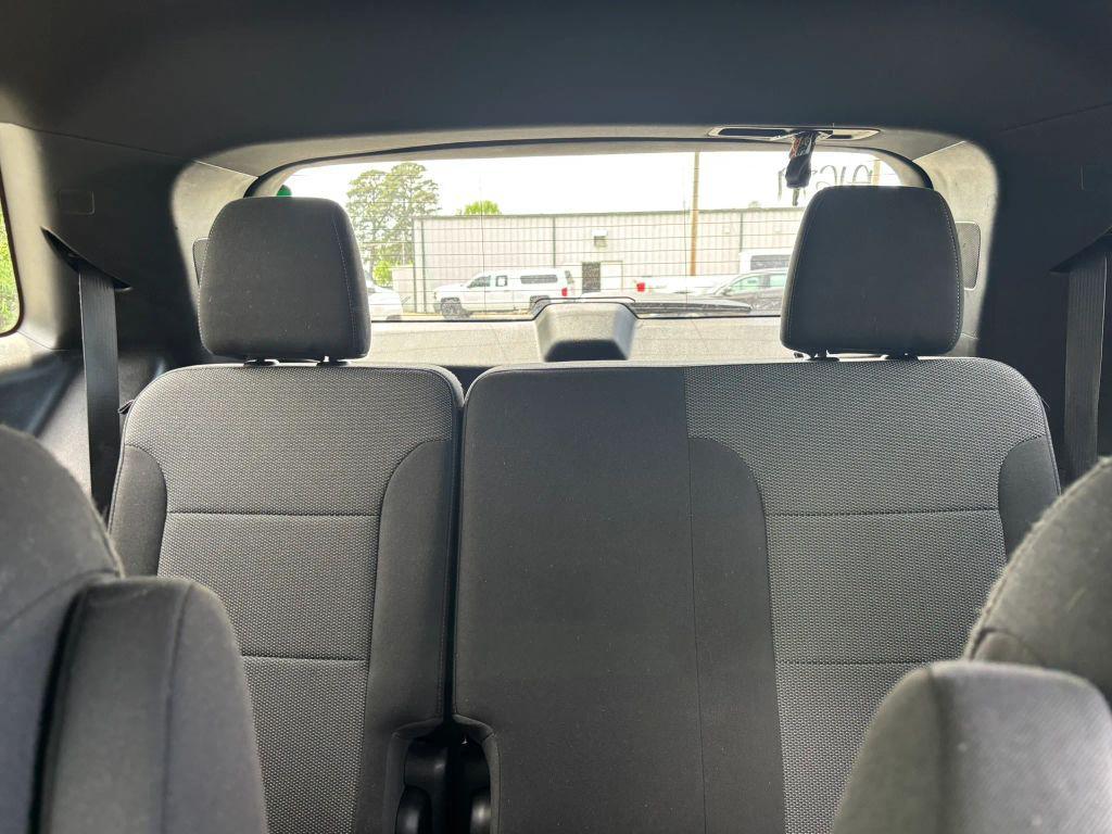 used 2022 Chevrolet Traverse car, priced at $20,870