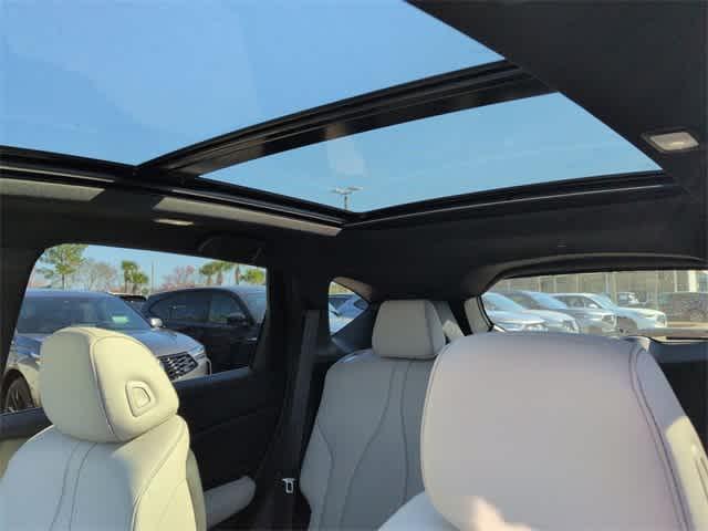 new 2026 Acura RDX car, priced at $47,150