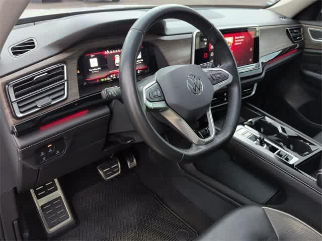 used 2024 Volkswagen Atlas car, priced at $37,495