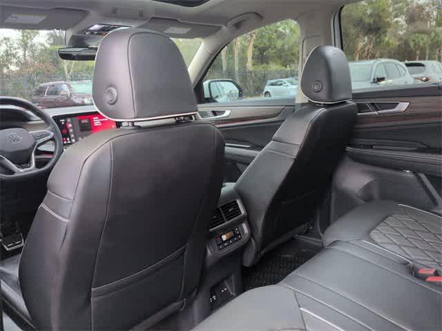 used 2024 Volkswagen Atlas car, priced at $37,495