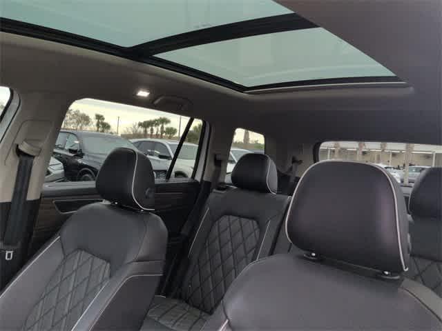 used 2024 Volkswagen Atlas car, priced at $37,495